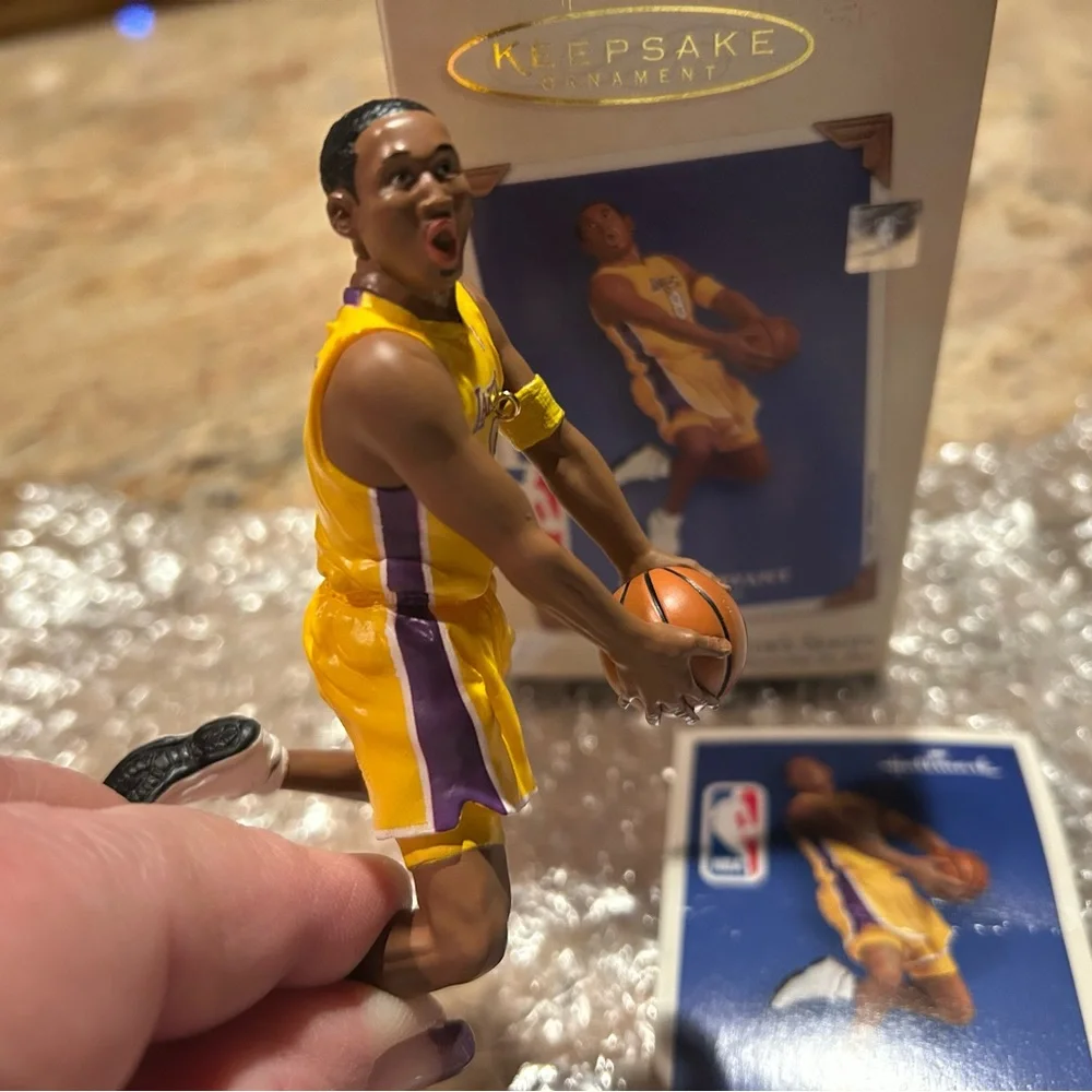 Kobe Bryant #8 Hallmark Keepsake Hoop Stars Ornament. NIB w/card.